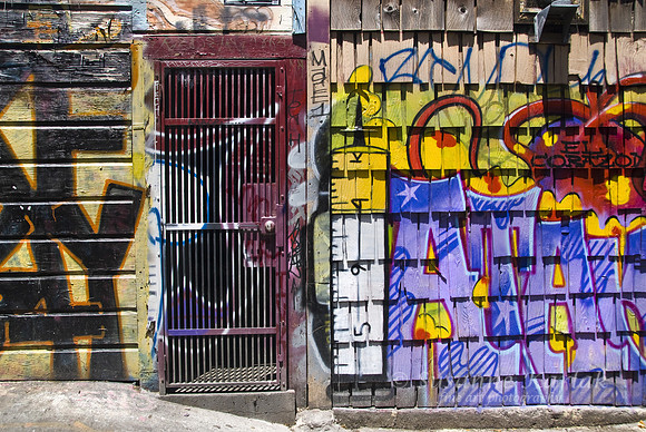 Mission Street Door #127